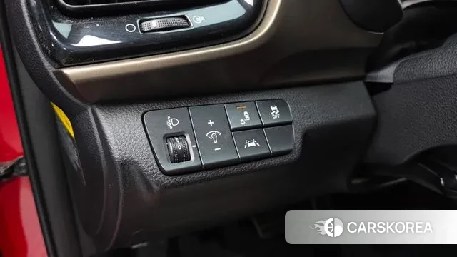 Kia Stonic id 3687749 из Кореи 8