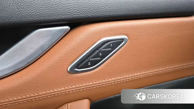 Maserati Levante id 3861521 из Кореи 8