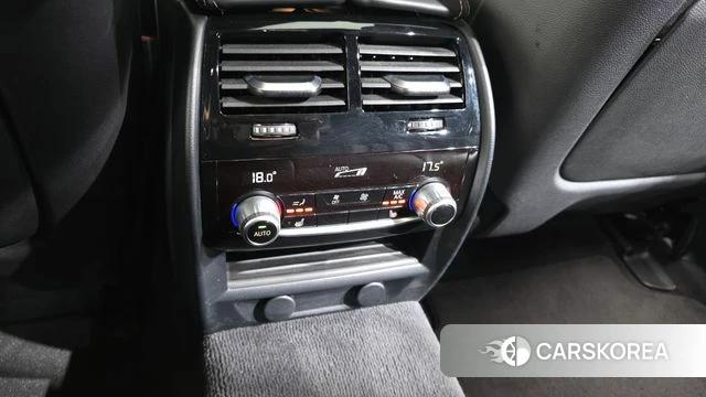 BMW 5 Series (G30) id 4465743 из Кореи 8