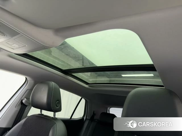 Volkswagen Exploring the shadow id 4298035 из Китая 8