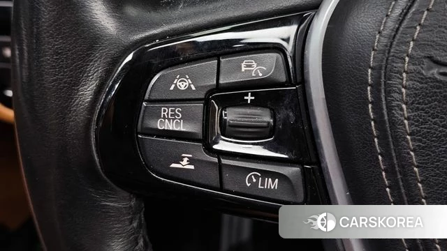 BMW 5 Series (G30) id 4610448 из Кореи 8
