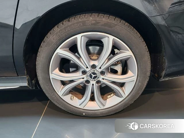 Mercedes-Benz E-class id 4209346 из Китая 8