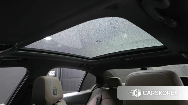 BMW 5 Series (G60) id 3909471 из Кореи 8