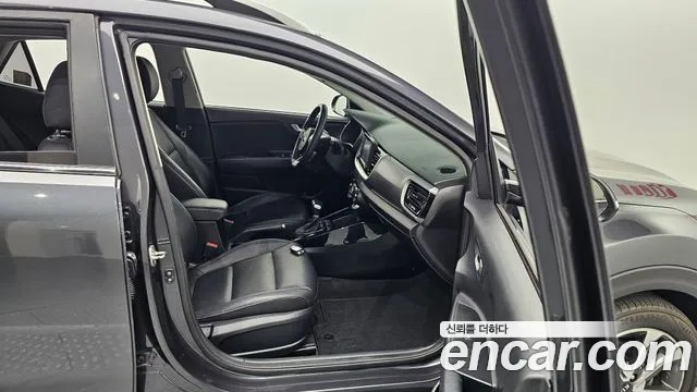 Kia Stonic id 2865761 из Кореи 8