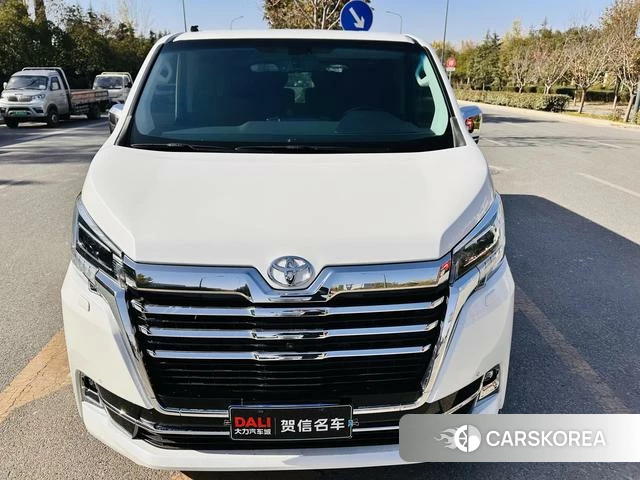 Toyota Granvia (overseas) id 4261859 из Китая 8