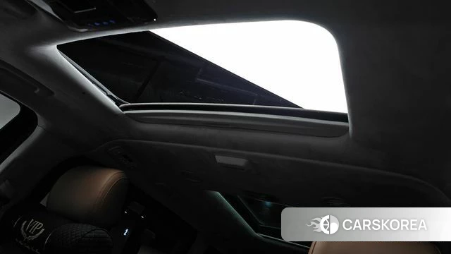 Hyundai Staria id 4783140 из Кореи 8
