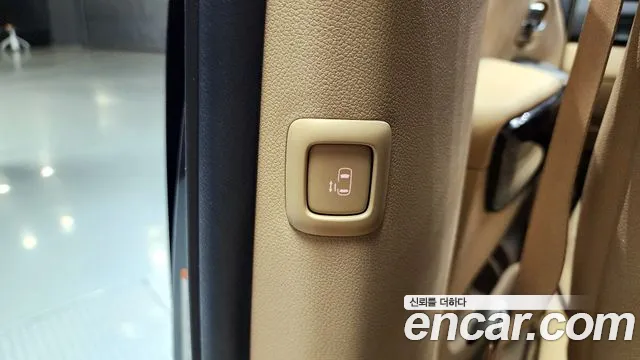 Kia The New Carnival id 2502423 из Кореи 8