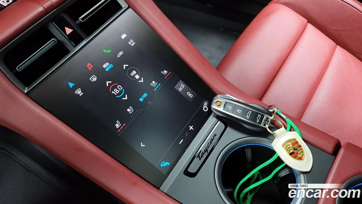 Porsche Taycan id 1557638 из Кореи 8