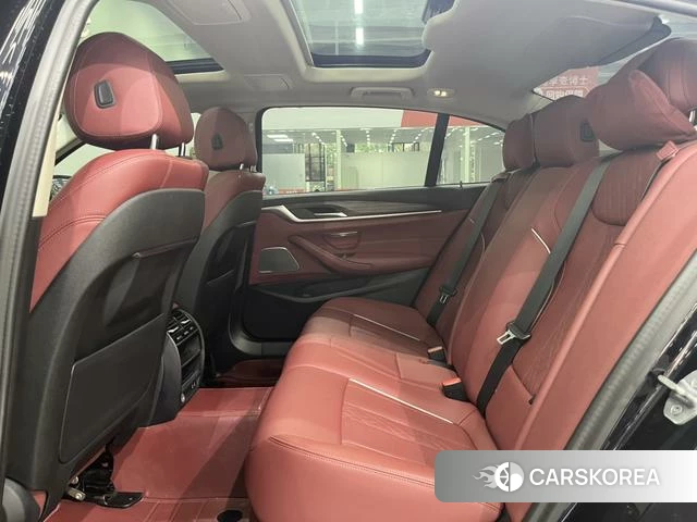 BMW 5 series id 4300159 из Китая 8