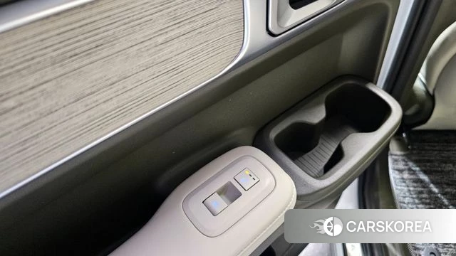 Hyundai Santa Fe (MX5) id 3817533 из Кореи 8