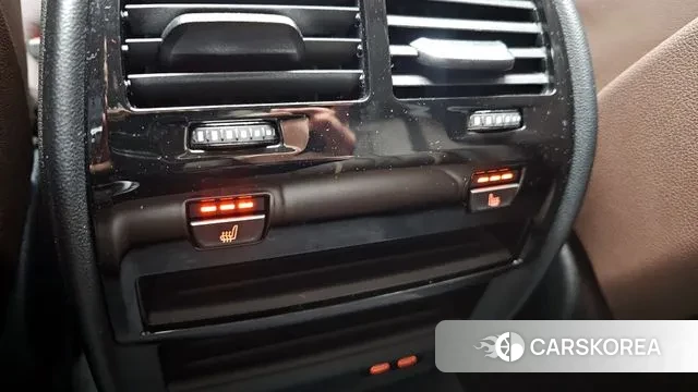 BMW 5 Series (G30) id 3385031 из Кореи 8