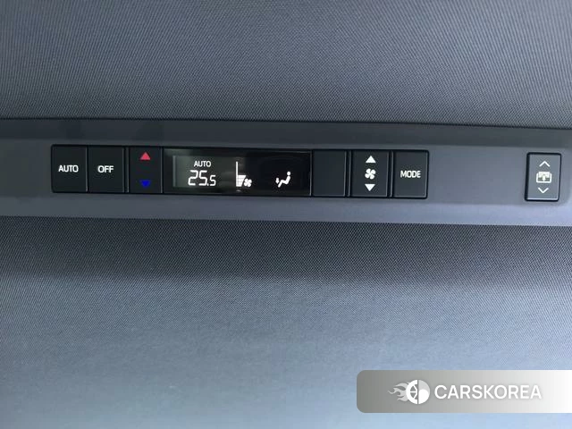 Toyota Grevia id 3857825 из Китая 8