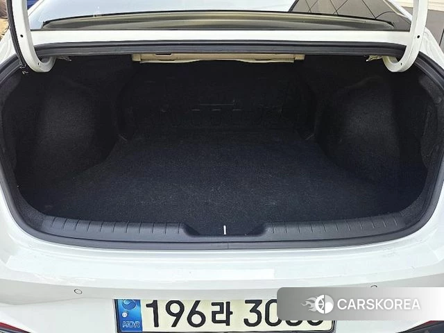 Hyundai Avante (CN7) id 4334075 из Кореи 8