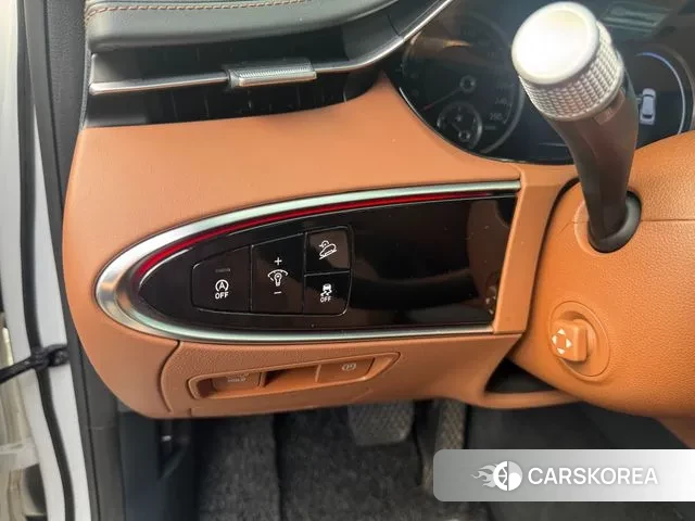 Genesis GV70 id 3154063 из Кореи 8