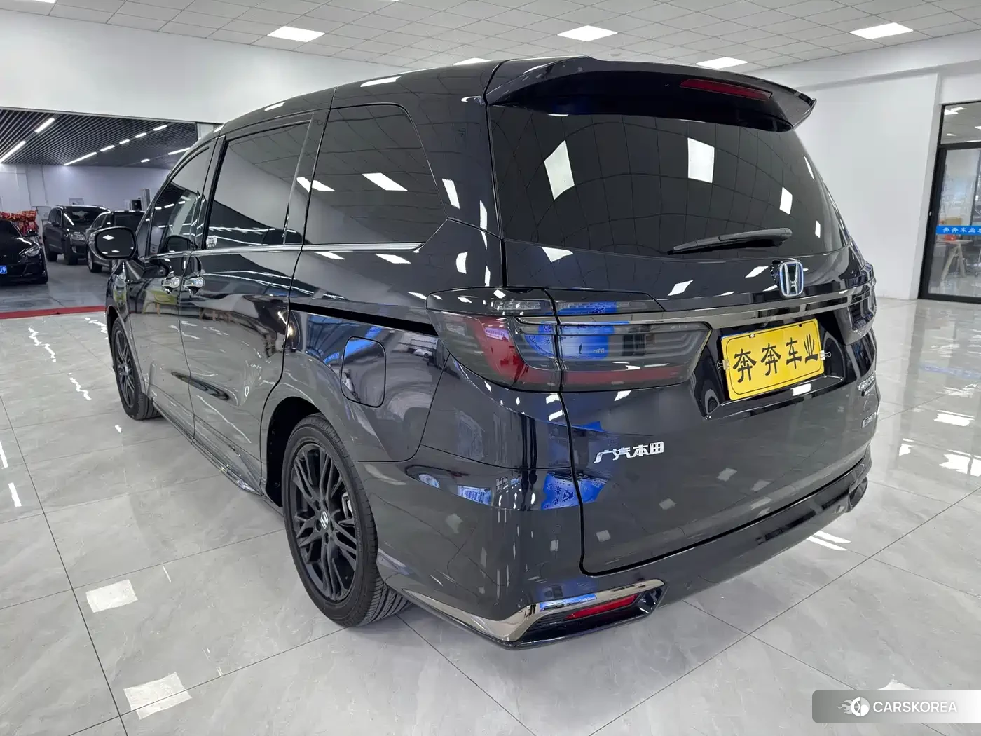 Honda Odyssey id 4653996 из Китая 8