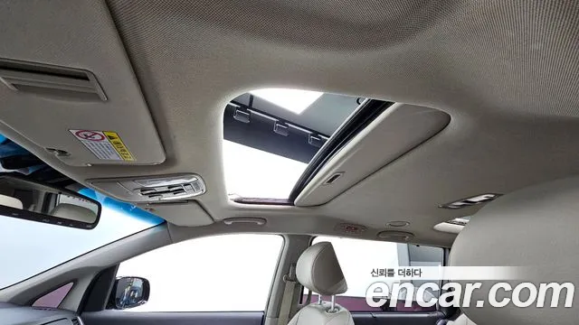 Kia The New Carnival id 2483923 из Кореи 8