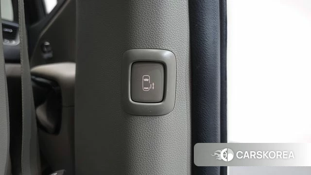 Kia The New Carnival id 4557515 из Кореи 8
