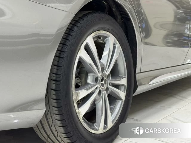 Mercedes-Benz Class C id 3882640 из Китая 8