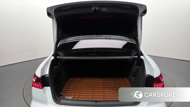 Audi A6 (C8) id 4894739 из Кореи 8
