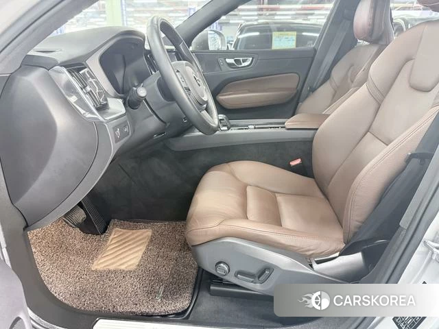 Volvo XC60 id 4219876 из Китая 8
