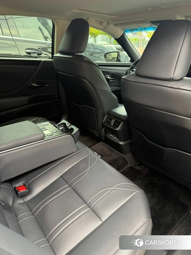 Lexus ES300h 7th generation id 4474900 из Кореи 8