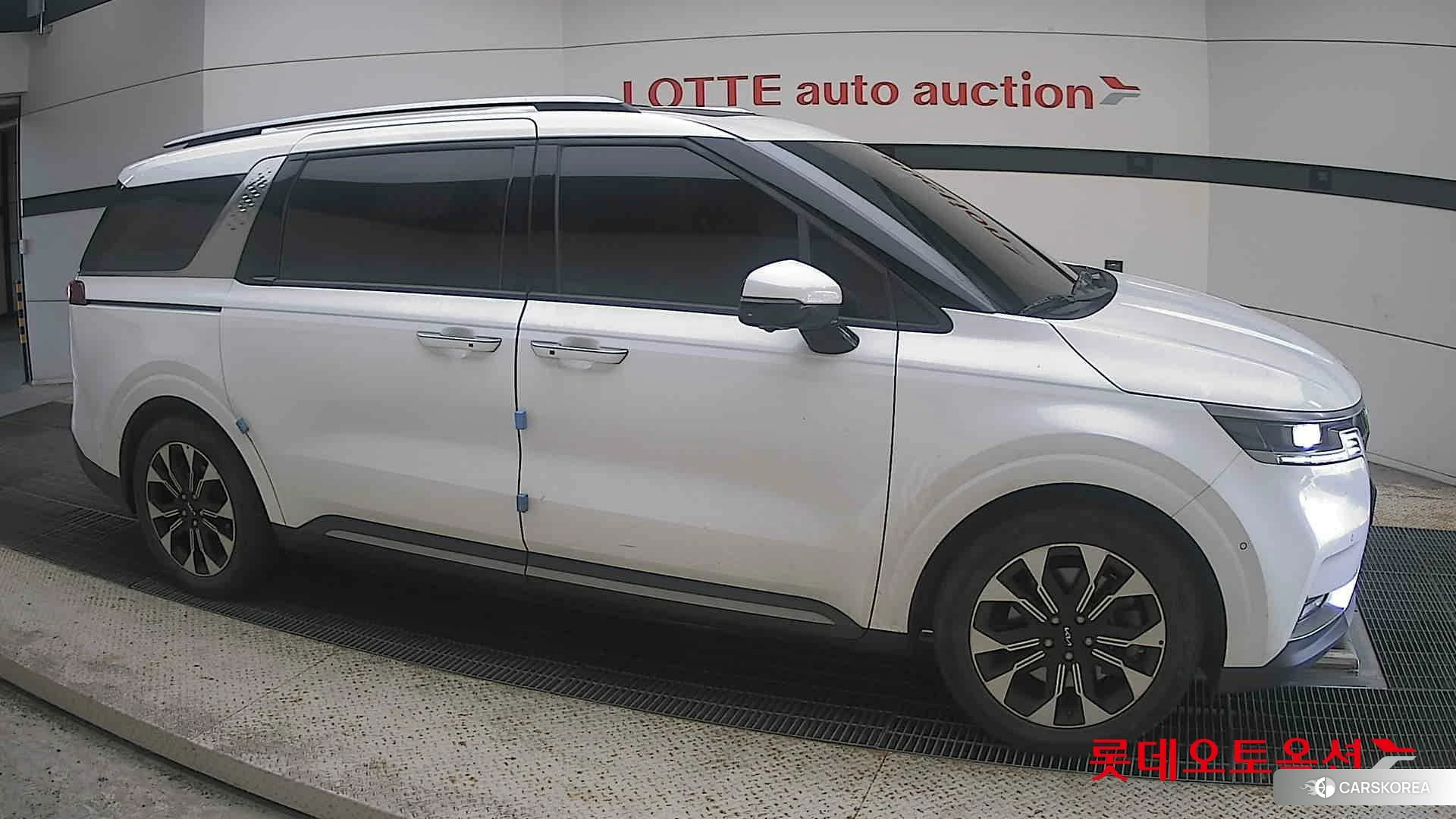 Kia Carnival id 4902338 из Кореи 8