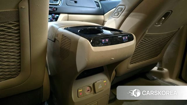 Kia The New Carnival id 3942879 из Кореи 8