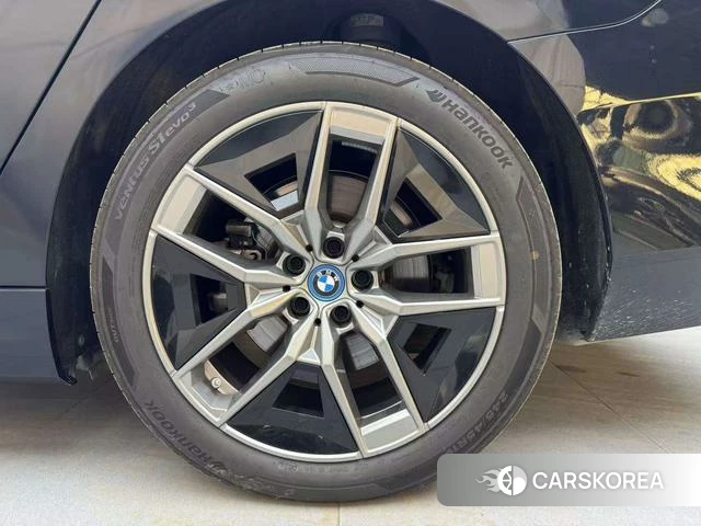 BMW i5 id 4341923 из Китая 8
