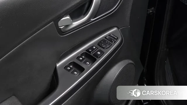 Hyundai Kona id 3656358 из Кореи 8