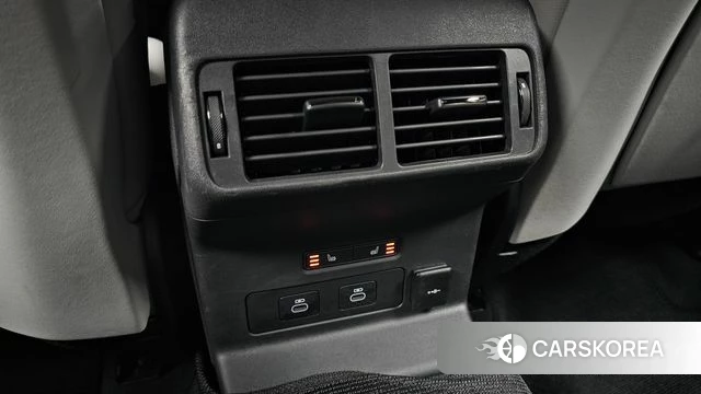 Land Rover Range Rover Velar id 4686491 из Кореи 8