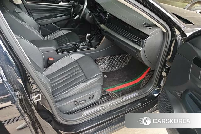 Volkswagen Passat PHEV id 4272271 из Китая 8