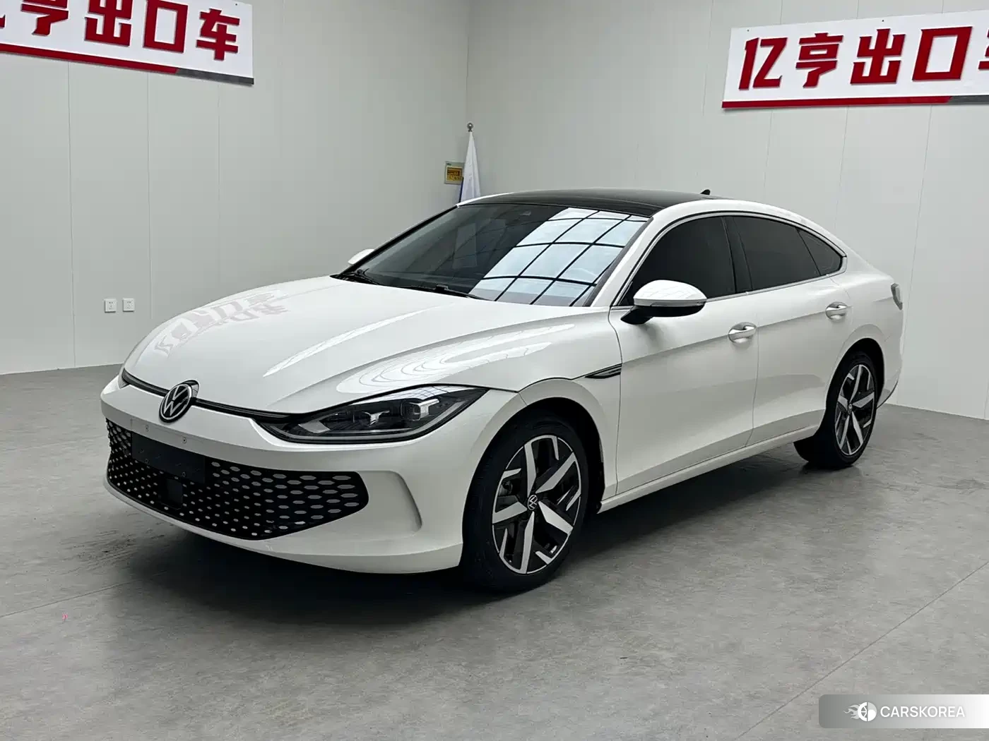 Volkswagen Lamando id 4553869 из Китая 8