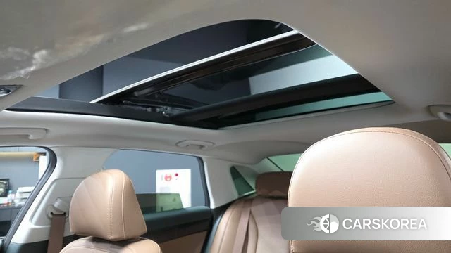 Hyundai Grandeur (GN7) id 3921981 из Кореи 8