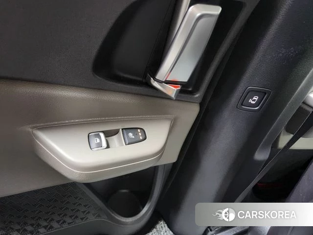 Kia The New Carnival 4th Generation id 4792399 из Кореи 8