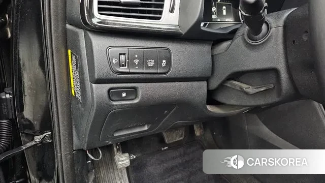 Kia Niro id 3408108 из Кореи 8