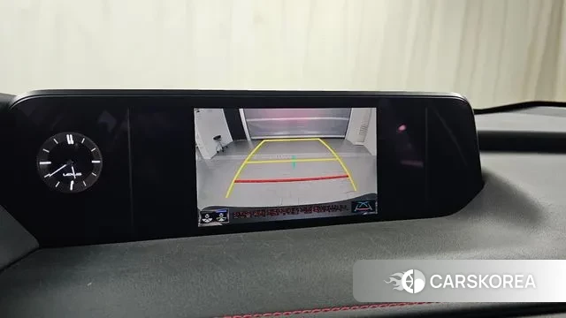 Lexus UX250h id 3053812 из Кореи 8