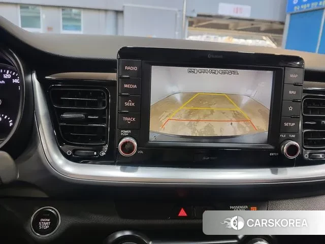 Kia Stonic id 3669230 из Кореи 8