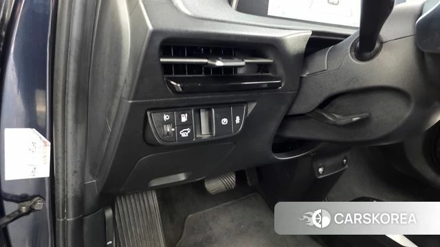 Kia EV6 id 4906101 из Кореи 8