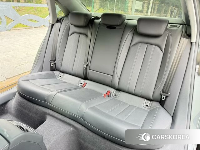 Audi A4L id 4271217 из Китая 8