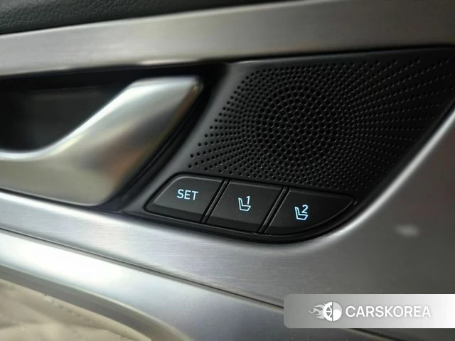 Genesis G70 id 4502016 из Кореи 8