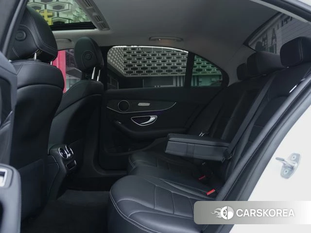 Mercedes-Benz Class C id 3890796 из Китая 8