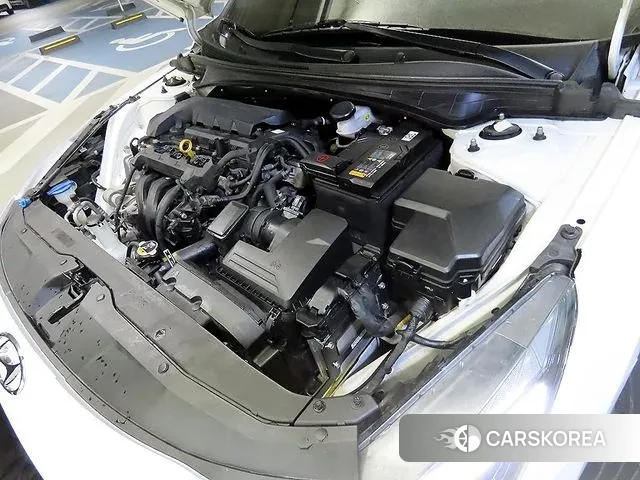 Hyundai Avante (CN7) id 3389345 из Кореи 8