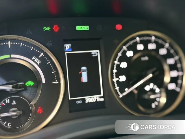 Toyota Elfa id 4278658 из Китая 8