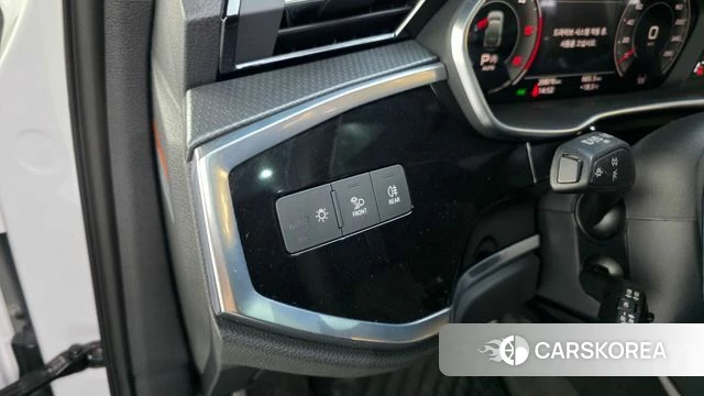 Audi Q3 (F3) id 4354915 из Кореи 8