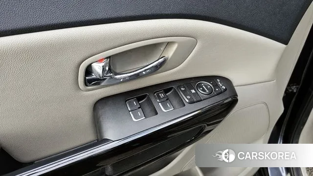 Kia The New Carnival id 3557850 из Кореи 8