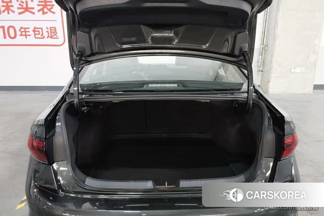 Volkswagen Sagitar id 4299620 из Китая 8