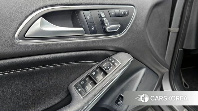 Mercedes-Benz GLA-Class X156 id 4384425 из Кореи 8