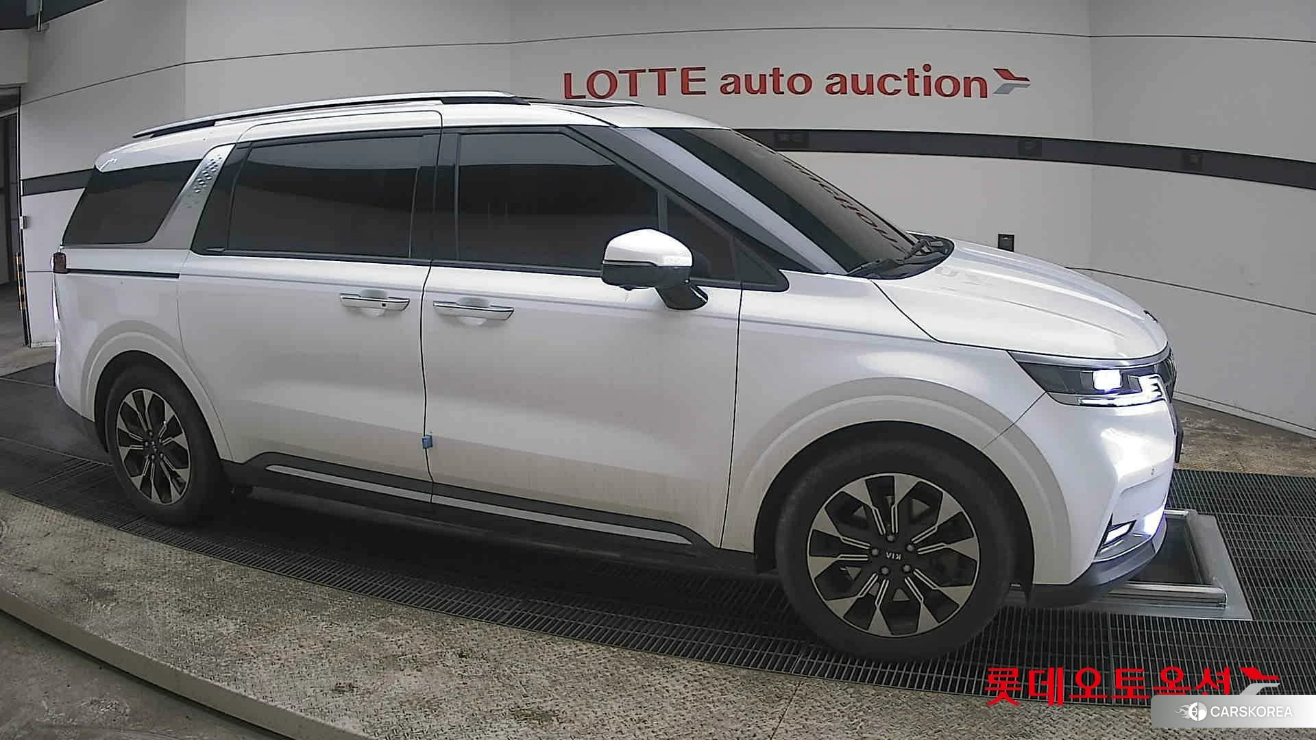 Kia Carnival id 3869393 из Кореи 8