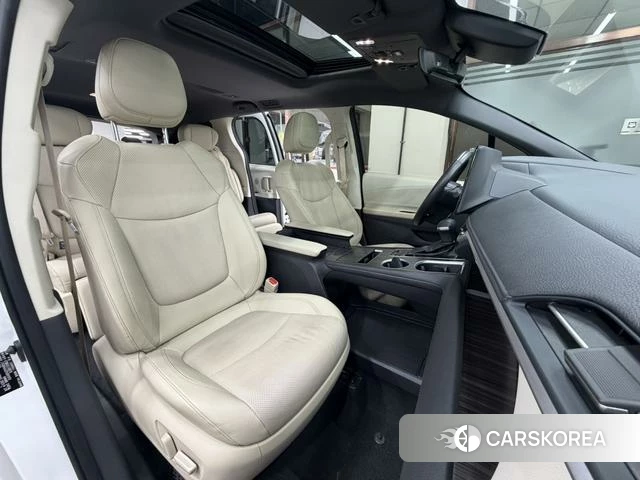 Toyota Saina id 3968785 из Китая 8