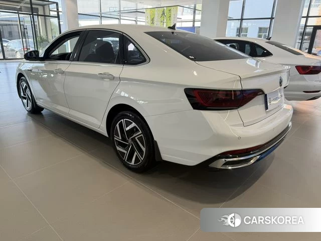Volkswagen Sagitar id 4301699 из Китая 8